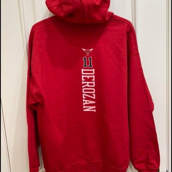 Customized Chicago Bulls Derozan Hoodie - Picture 3 of 4
